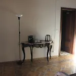 Andaluzas Проживання в сім'ї Ронда