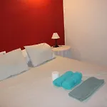 Andaluzas Проживання в сім'ї Ронда